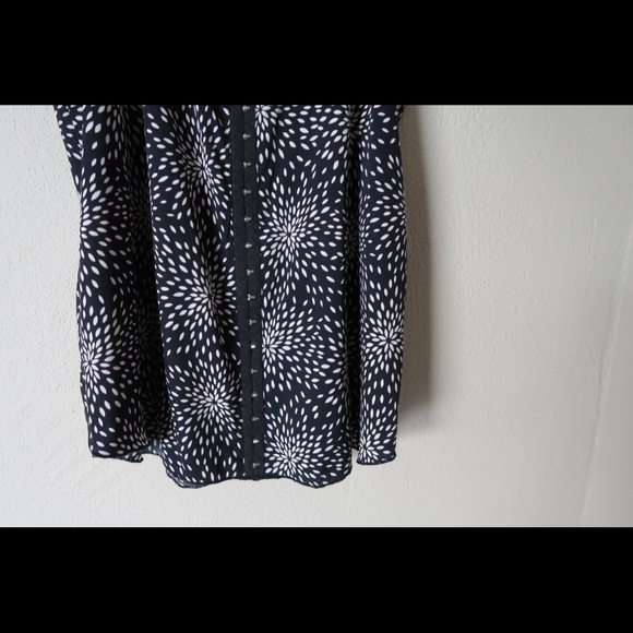 ‘Empyre’ Summer tank racer back eyelet hook - Picture 6 of 8